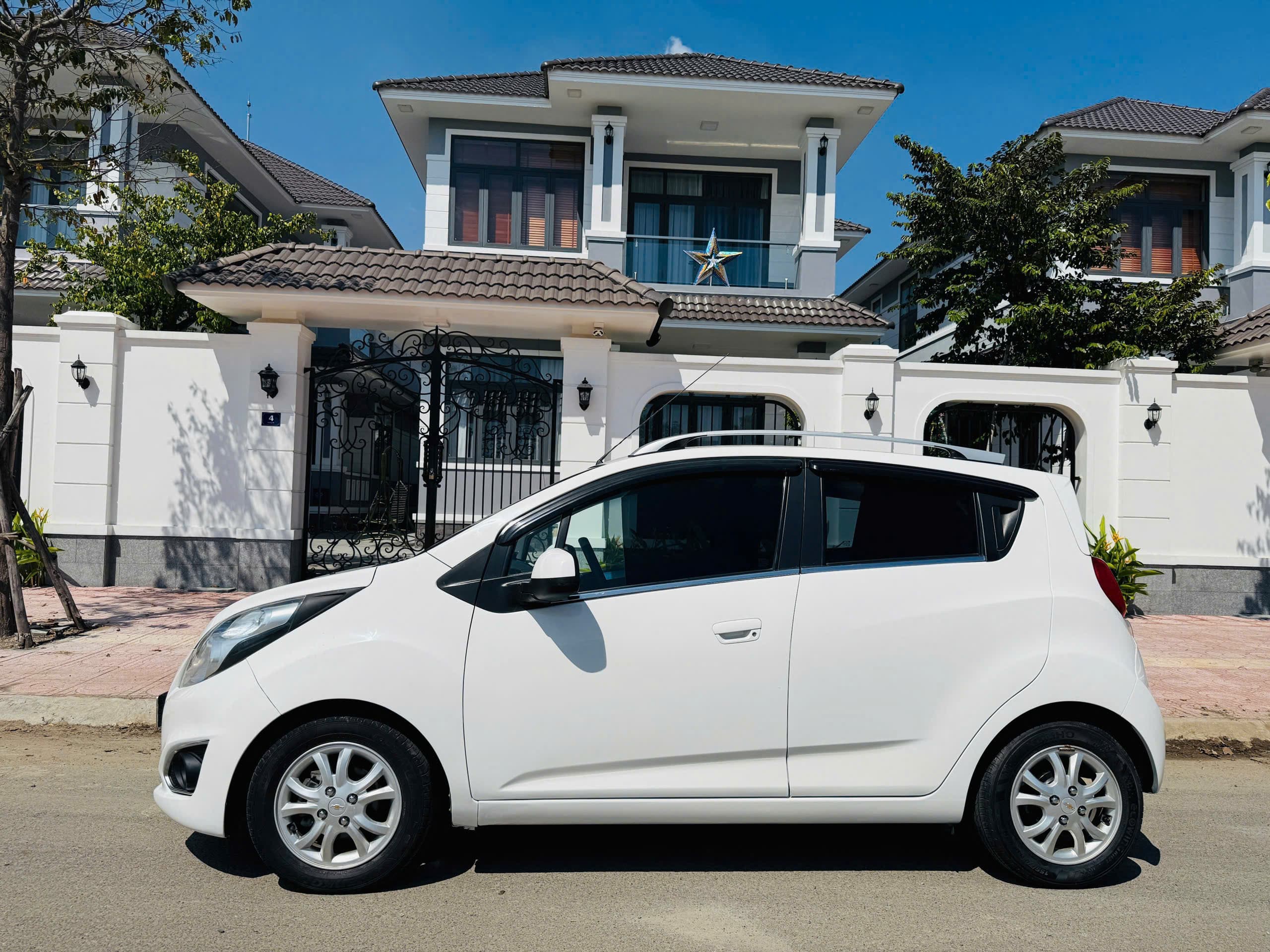 Spark 2014 - Xăng số tự động